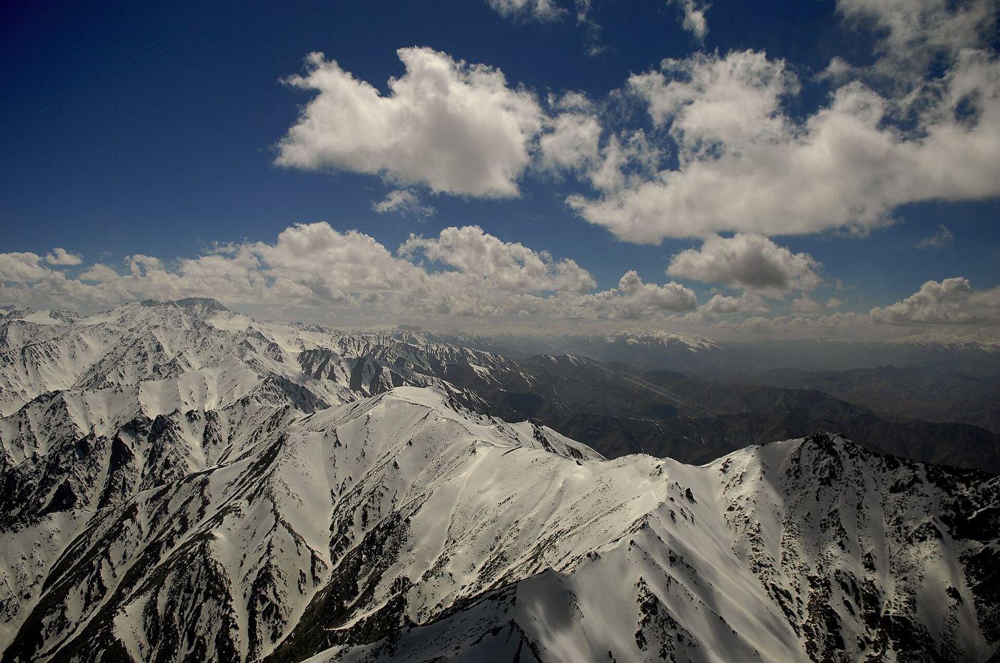 Montagnes enneigées en Afghanistan